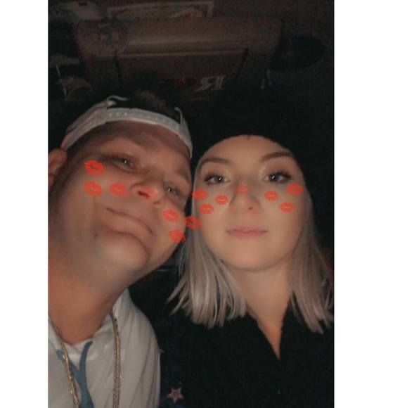 Meet your Posher, Sierra - Picture 1 of 1